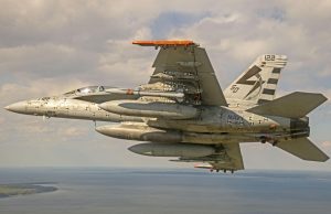 US Navy’s new AARGM-ER missile aces first live-fire test F/A-18 E/F flies with an AARGM-ER missile