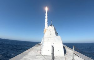 USS Zumwalt launching SM-2
