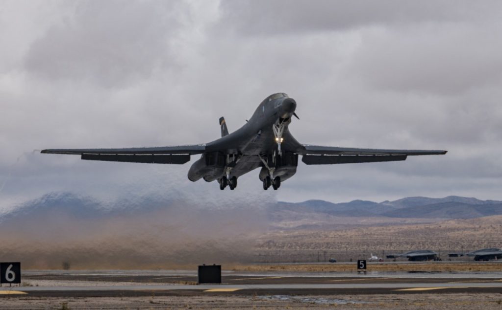 B-1B bomber