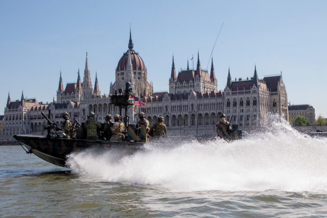 US Naval Special Warfare operators on the Danube