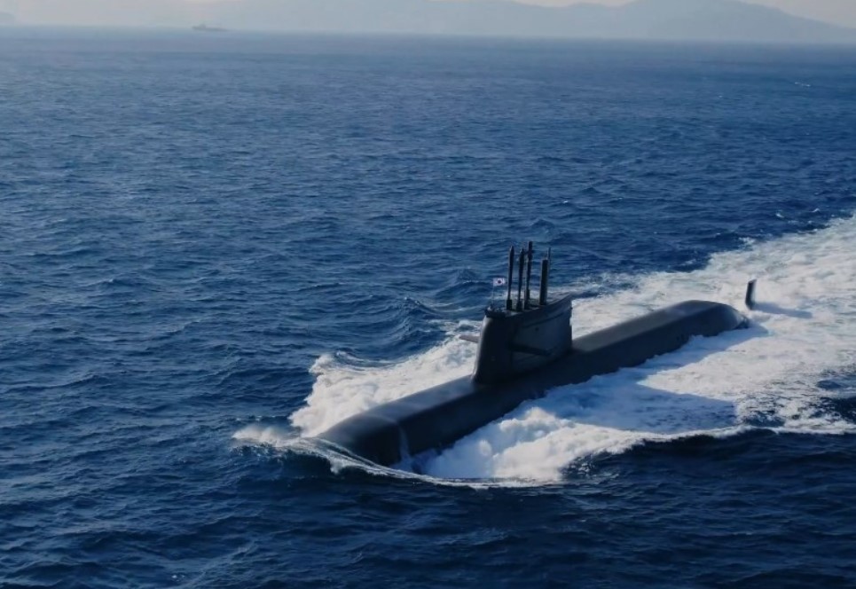 https://defbrief.com/wp-content/uploads/2021/08/South-Korea-commissions-first-SLBM-capable-KSS-III-sub-Dosan-Ahn-Chang-ho.jpg