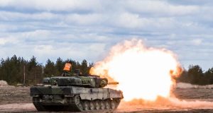 Leopard 2 MBT firing