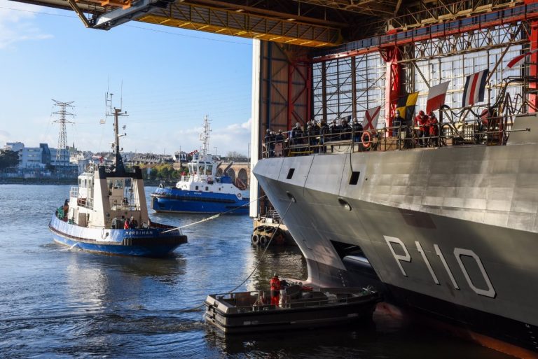 https://defbrief.com/wp-content/uploads/2021/12/Frances-Naval-Group-launches-first-Gowind-corvette-for-UAE-768x513.jpg