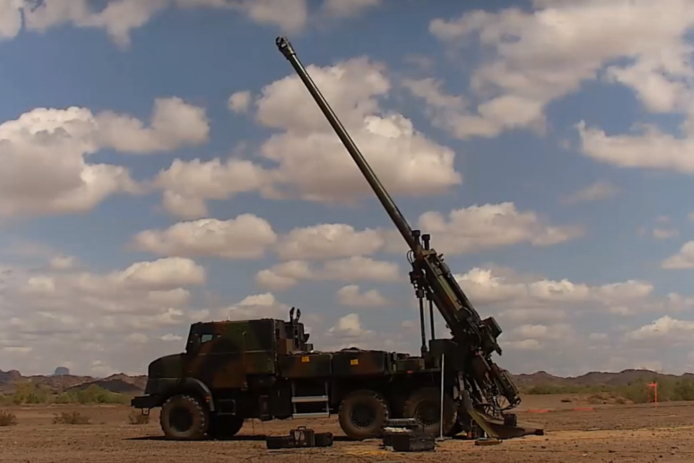 https://defbrief.com/wp-content/uploads/2022/01/Raytheon-sets-distance-record-with-Excalibur-round-fired-from-French-CAESAR-howitzer.jpg