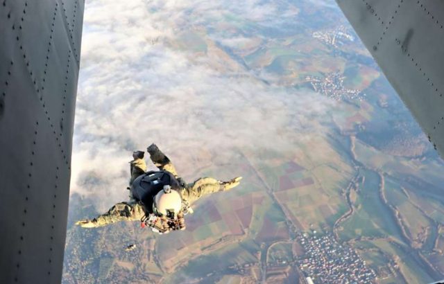 German NVG parachute tests