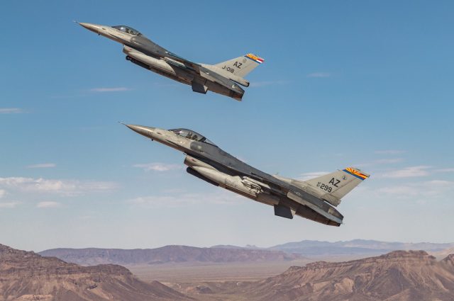 Final Dutch F-16 flight in the United States