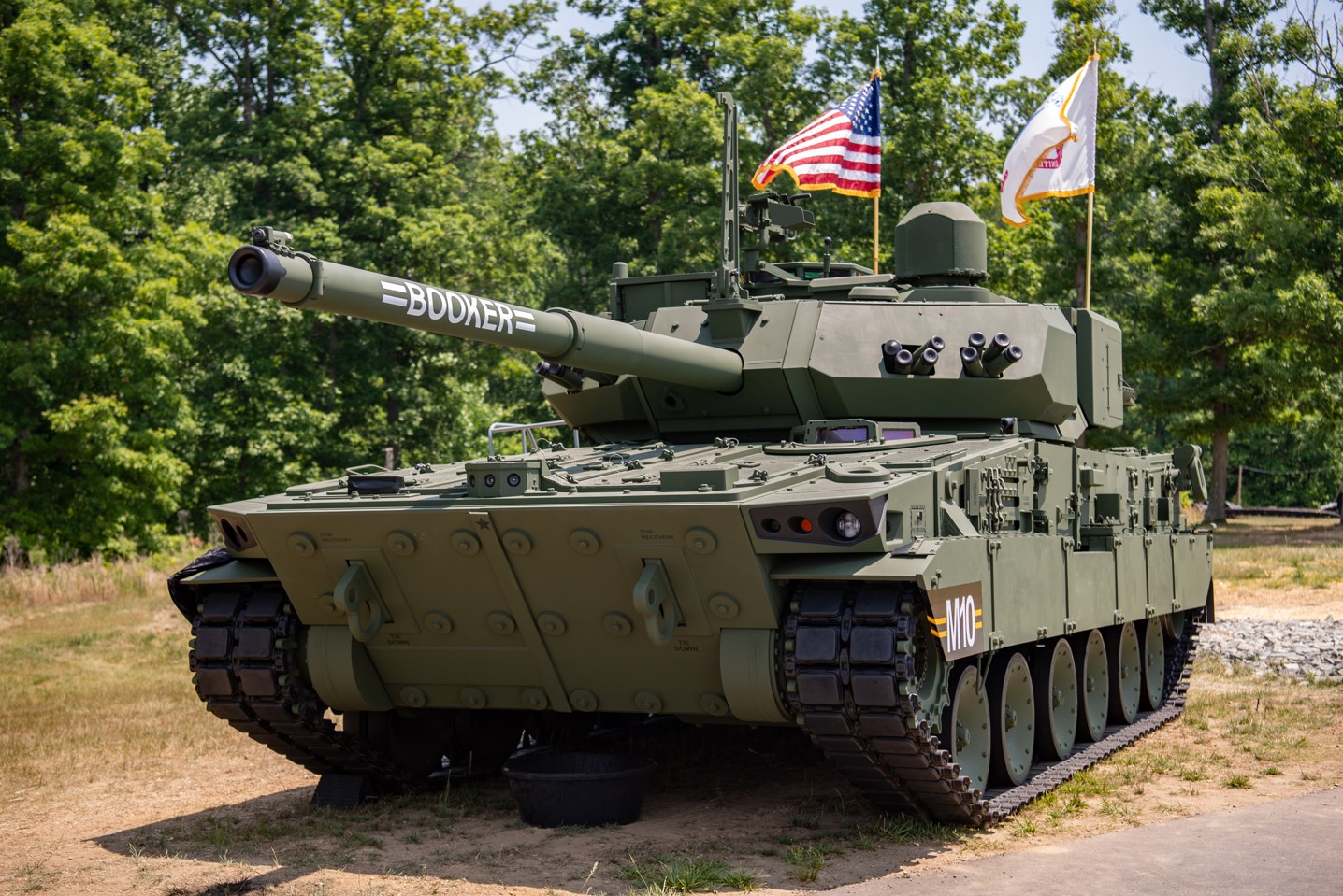 US Army names its new “light tank” M10 Booker | Defense Brief